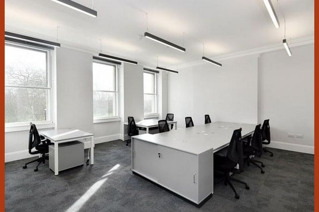 Office to let in Piccadilly, London