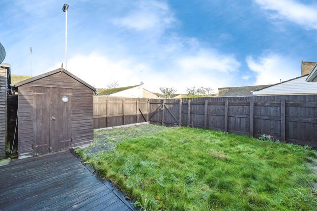 43, Bardney, Peterborough photo 2