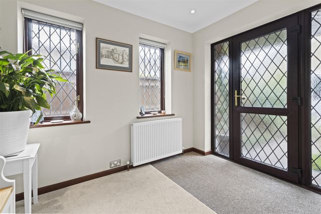 18, Sturdee Close, Eastbourne photo 3