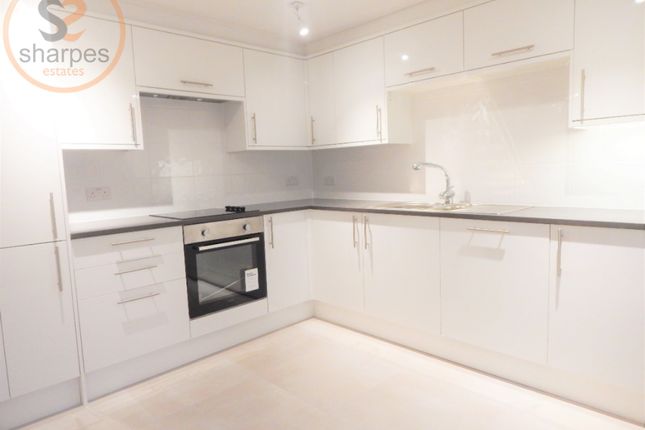 2-bed flat on 15 Tintern Close, London, £1,900/mo