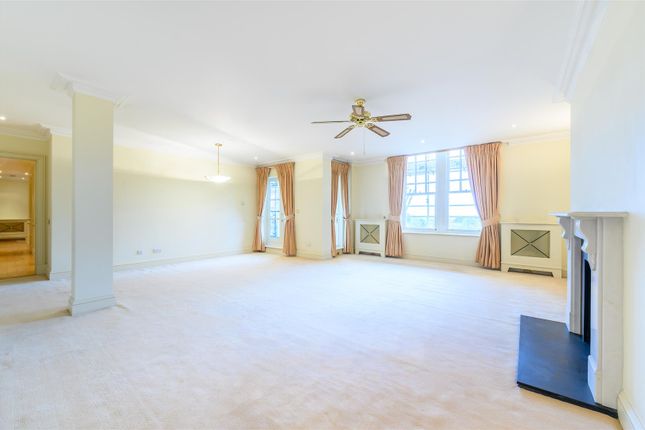 16 Gainsborough House, Frognal Rise, London photo 4