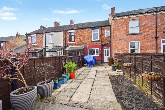 30, Ledger Lane, West Yorkshire photo 2