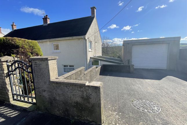 Semi-detached house for sale in Maesyfelin, Pontyberem, Llanelli