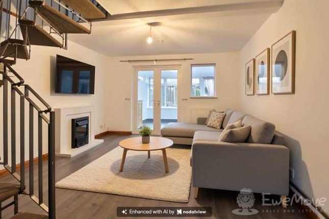 32, Northleach Close, Worcester photo 2
