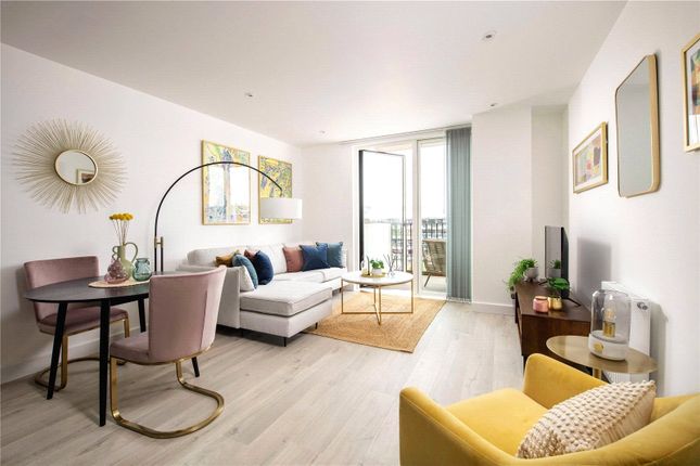 Thumbnail Flat for sale in New Mansion Square, Battersea, Wandsworth