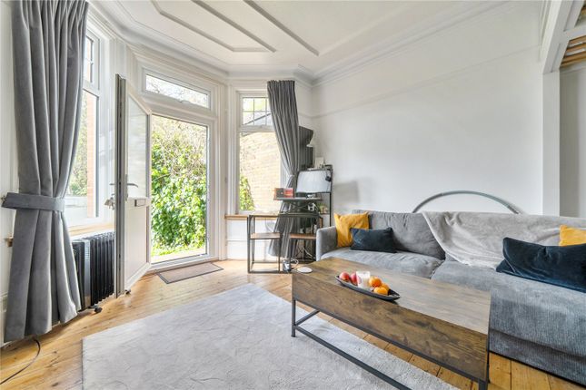 Flat 3, 45, Fox Lane, London photo 4