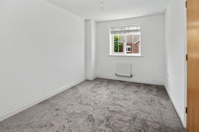 118 Hindmarch Crescent, Southampton photo 4