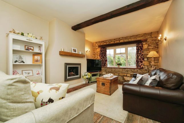 6 Tythe Barn Cottages,, Lenchwick, Worcestershire photo 2