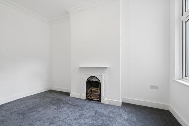 Gilbey Road, London photo 3