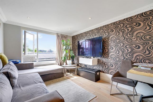 27, Centurion Close, London photo 3