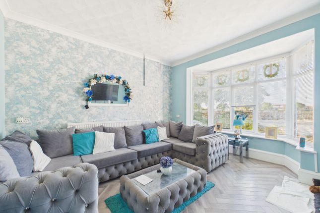 55 Hull Road, Withernsea, East Riding Of Yorkshire photo 3