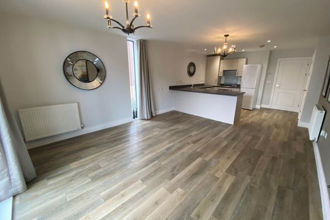 Studio Way, Horizon Place, Borehamwood photo 4