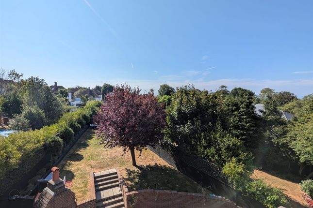 5, Hill Drive, Hove photo 4