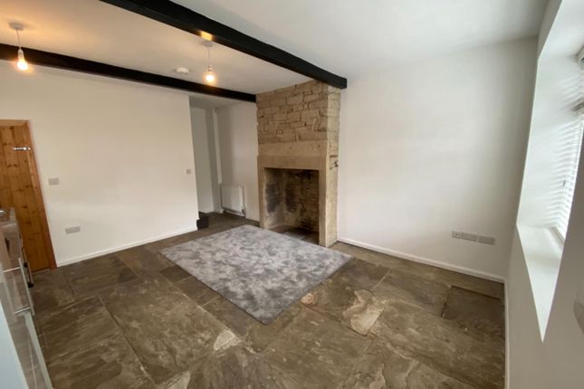 30, Station Lane, Huddersfield photo 4
