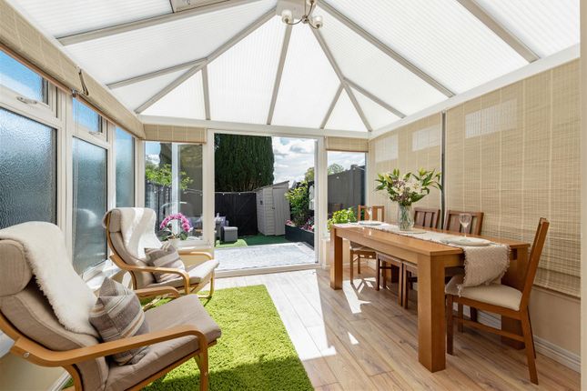 3, Blissmore Lane, Weyhill photo 3