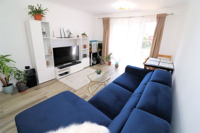 End terrace house for sale in Snipe Close, Slade Green, Kent