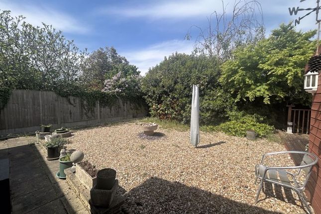 6, Kittiwake Close, Gosport photo 4