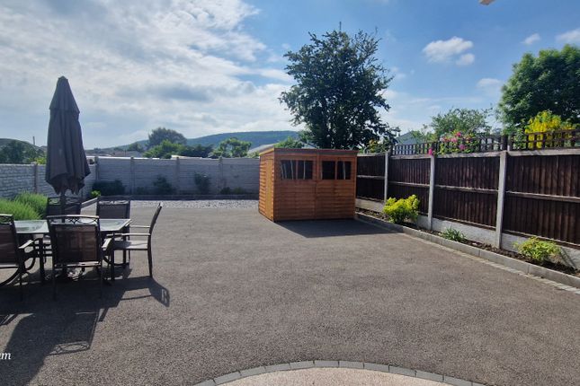 Thumbnail Bungalow to rent in The Broadway, Abergele