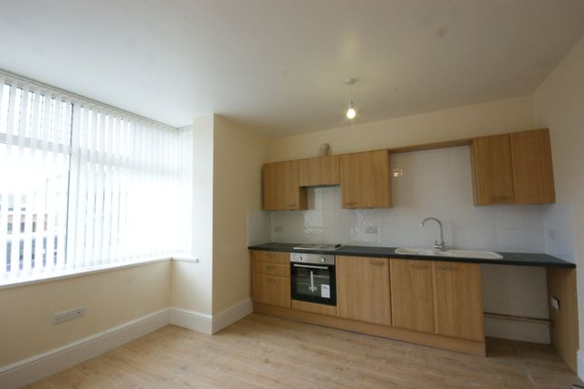 Thumbnail Flat to rent in Fortescue Road, Paignton