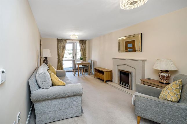 11-65Dcjph-83517-11 Landmark Place-19-Medium.Jpg