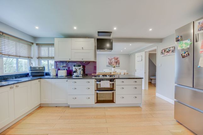 4 Pavilion Way, Congleton photo 4