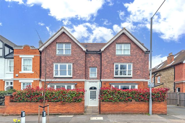 Flat for sale in Lingfield Avenue, Kingston Upon Thames