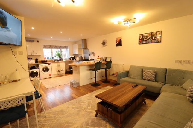 51, Wilsner, Basildon photo 2