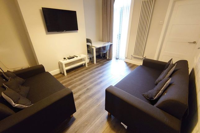31 Cameron St, Liverpool photo 2