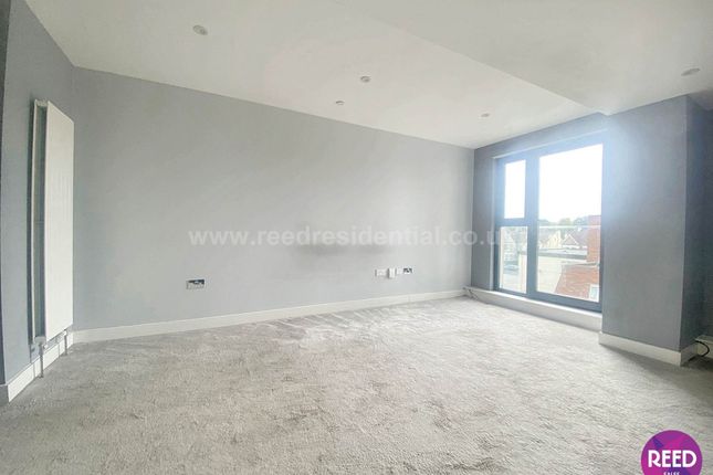 Flat 49, Beaumont Court Victoria Avenue, Southend On Sea photo 2