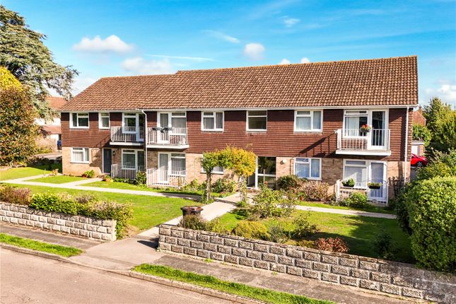 2-bed flat on Herbert Road, Hampshire, £245,000