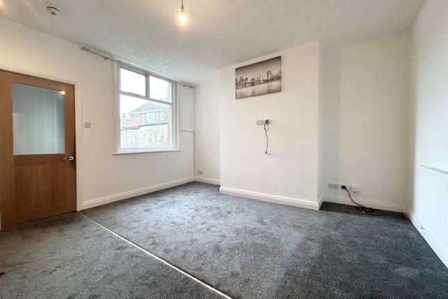 158, Lawsons Road, Thornton-Cleveleys photo 3