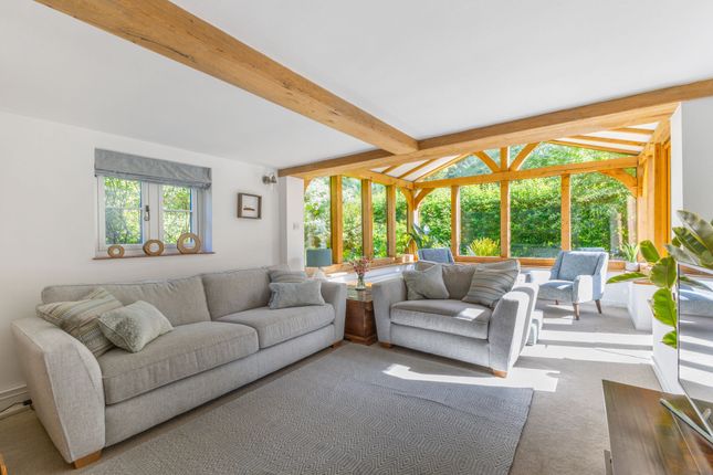 Woodside, Tylney Lane, Hook photo 3