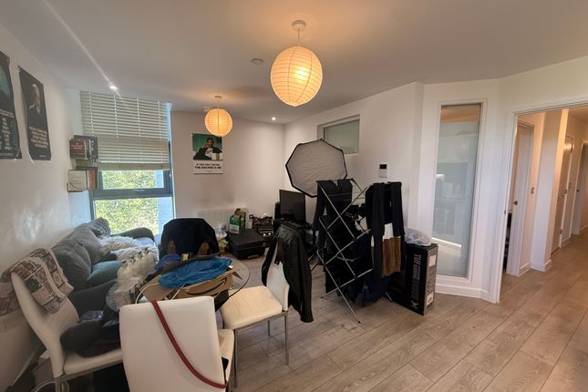 202, Edinburgh Gate, HARLOW photo 3