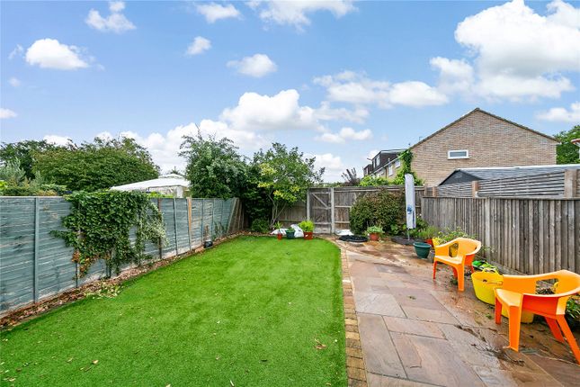 68, Rectory Grove, Hampton photo 4