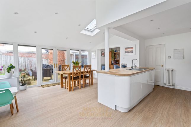 5 Kipling Way, East Grinstead photo 2