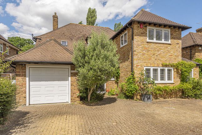 Thumbnail Detached house for sale in Rosewood Way, Farnham Common, Buckinghamshire
