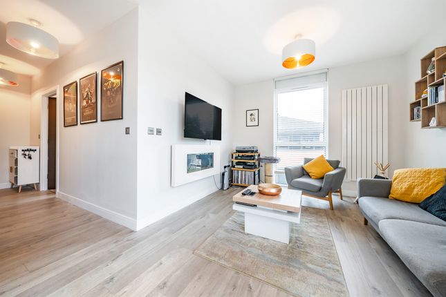 Flat for sale in Clivemont Road, Maidenhead