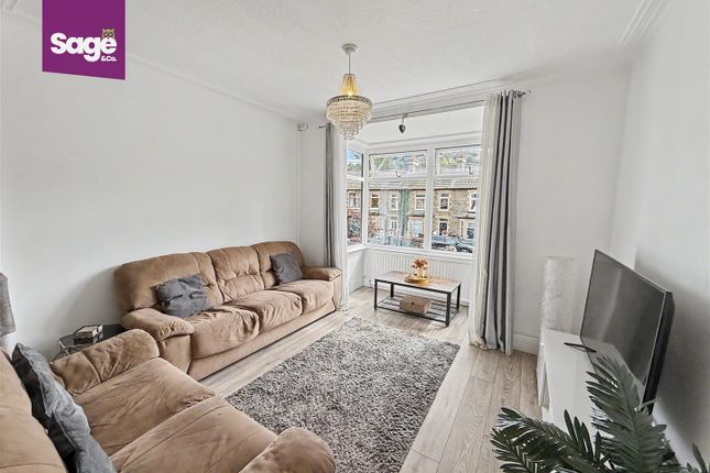 20, Falcon Terrace, Newport photo 3