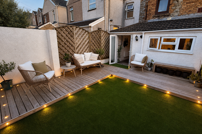 53, Acland Road, Bridgend photo 2
