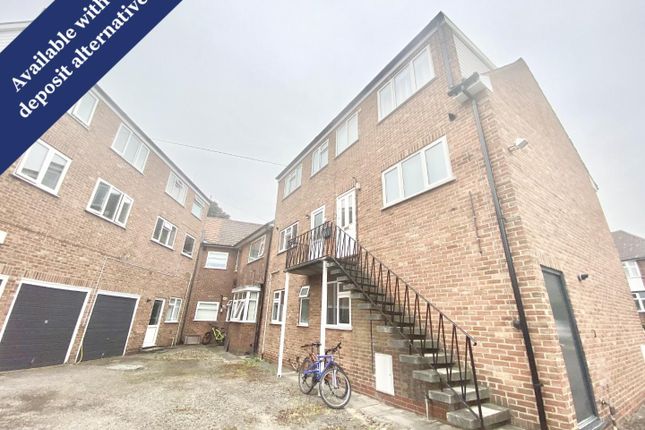 Flat to rent in Rosemount Court, Holly Bank Road, York
