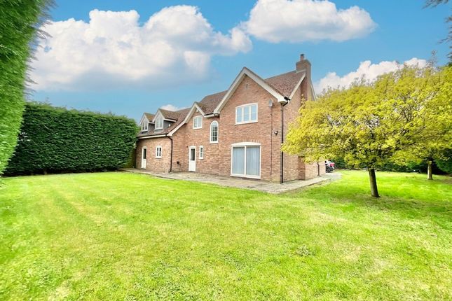 The Tollgate House Stafford Road, Stafford photo 4