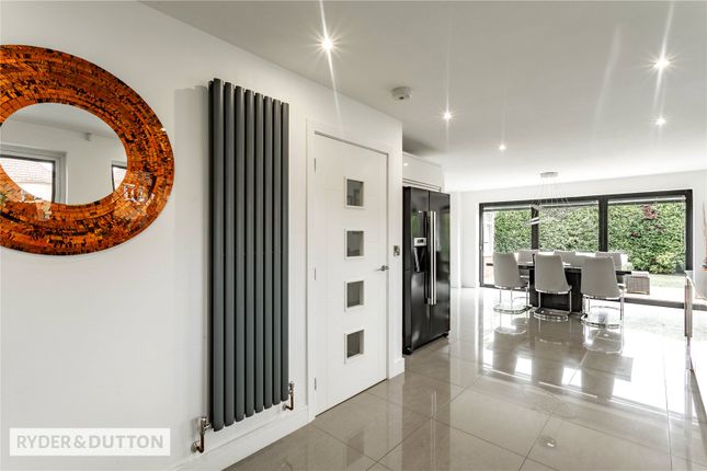 12, Saw Mill Way, Greater Manchester photo 4