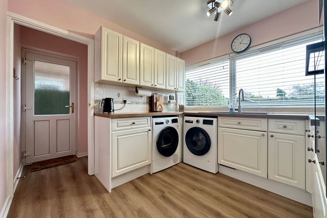 15 Homefield Close, Billericay photo 4