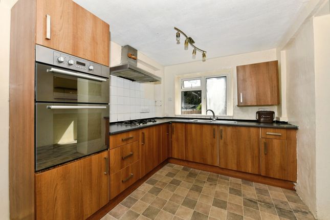 6, Victoria Grove, Somerset photo 3
