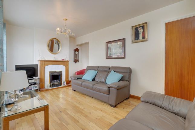 8, Fir Drive, Newtownards photo 4