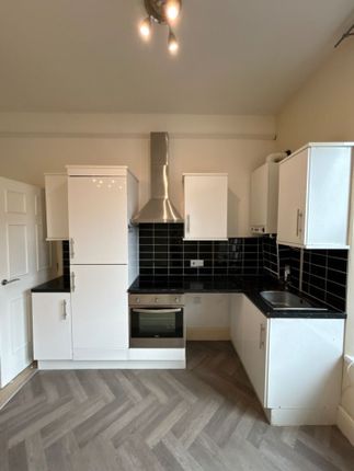 Flat 4, 5 Trewartha Park, Weston-super-Mare photo 3