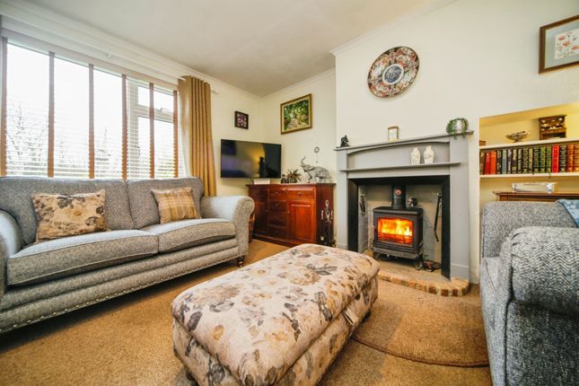 5, Greenways Terrace, Ipswich photo 2