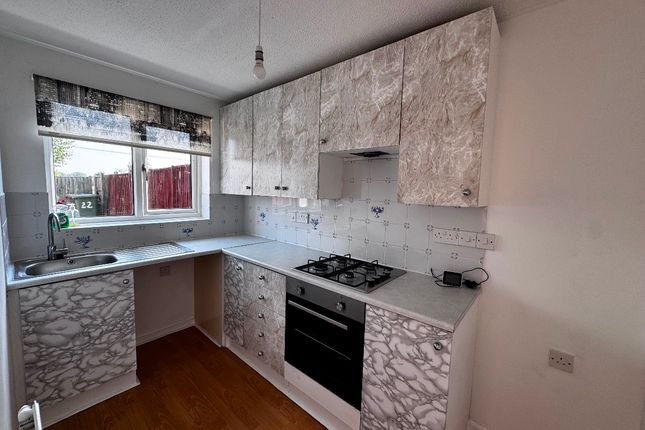 22 Kingfisher Drive, Wisbech photo 4