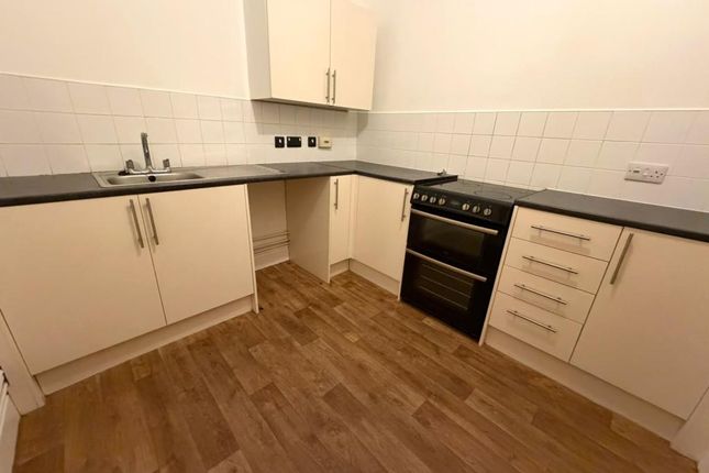 43D, Wind Street, Swansea photo 5