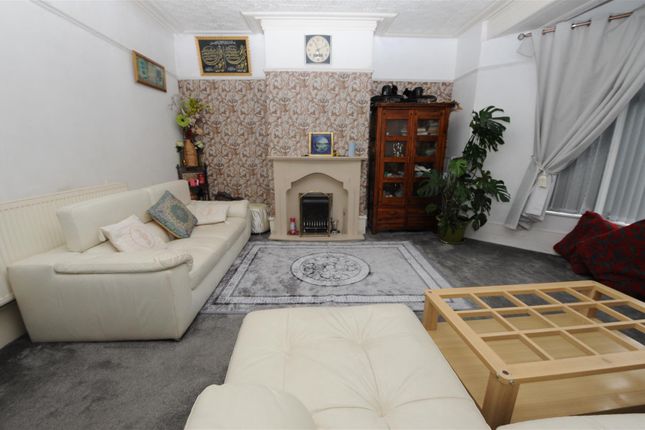 48, Granville Road, Bradford photo 5